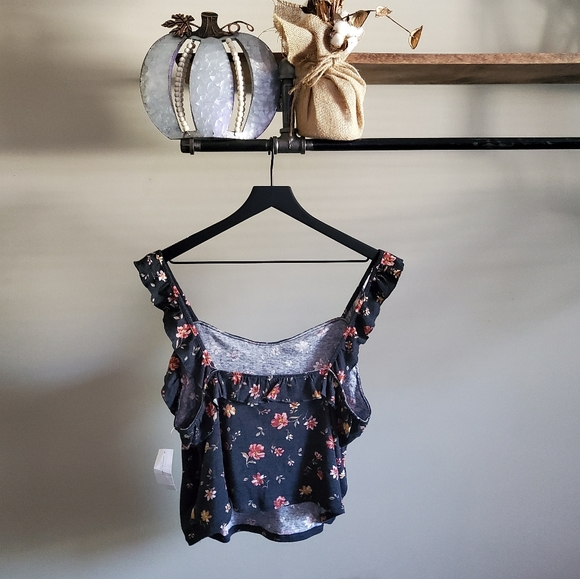 NWT AEO Cropped Floral Tank - Picture 5 of 7